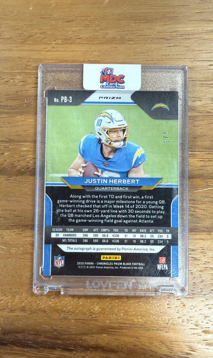 2020 PANINI CHRONICLES PRIZM BLACK JUSTIN HERBERT GOLD VINYL AUTO /5